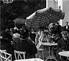 immagine In un bar della Costa Azzurra, anni Venti