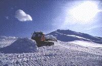 Passo del Lupo: Schneekatze bei der Arbeit